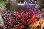 Denizlililer meydanı boş bırakmıyor