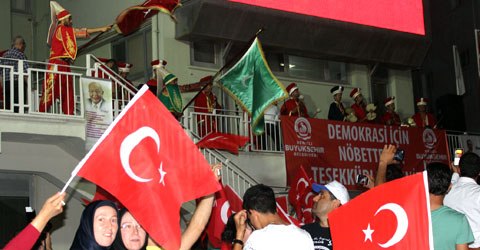 denizli-demokrasi-nobeti-ic-2