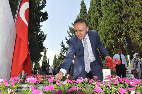 Kimsesizlere ve yaşlılara asker şefkati