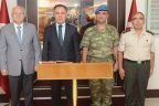 Vali darbe girişiminden sonra ilk kez girdi