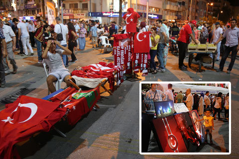 Delikliçınar Meydanı panayır yeri gibi