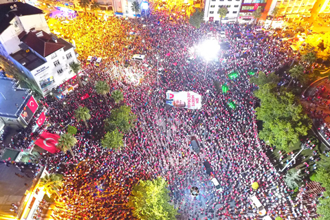 Çınar’a 15 Temmuz Şehitler Meydanı ismi