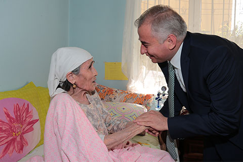 Büyükşehir Belediyesi kimsesizlerin kimsesi oldu