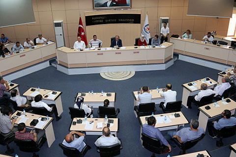 Belediye Meclisi’nde şehitler için dua
