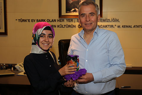 Miniklerden anlamlı bağış
