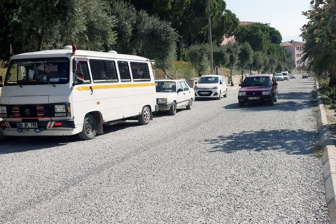 Buldan’da mıcır asfalt tepkisi