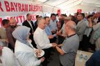 Bayramlaşmanın adresi Delikliçınar Şehitler Meydanı