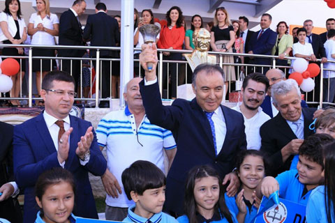 Okullarda ders zili çaldı