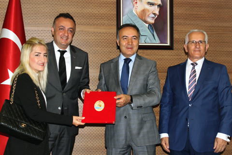 İşadamından Bilim Sanat Merkezi’ne 800 bin lira