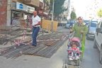 Yaya kaldırımları ya araç ya da inşaatçıların işgalinde