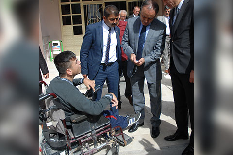 Kaleli engellinin engelli maaşını kestiler