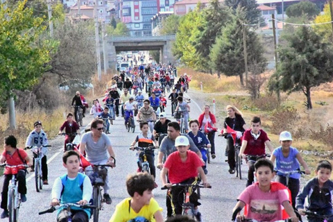 Acıpayam’da pedallar Cumhuriyet için döndü