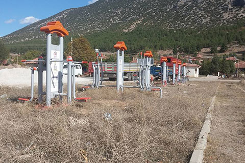 Spor aletleri belirsizlik kurbanı