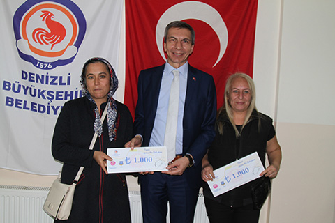Büyükşehir’den 15 kadına iş kurmak için mikrokredi