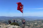 Al Bayrak zirvede dalgalanacak