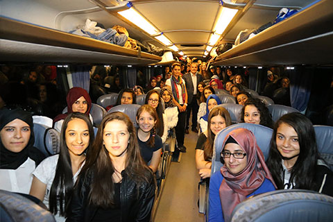 Öğrenciler İstanbul yolunda