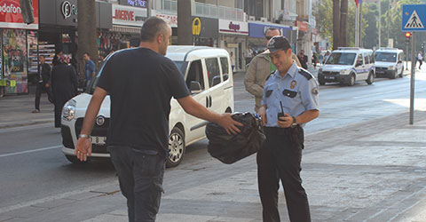 denizli-otobus-bomba-panigi-3
