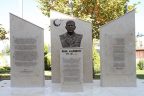 PAÜ Spor Merkezi’ne Şehit Ömer Halisdemir’in büstü dikildi