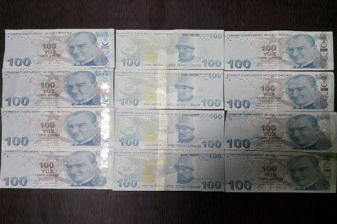 Aranıyordu sahte para ve uyuşturucuyla yakalandı