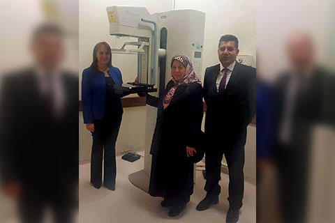 Hayırseverden mamografi cihazı bağışı