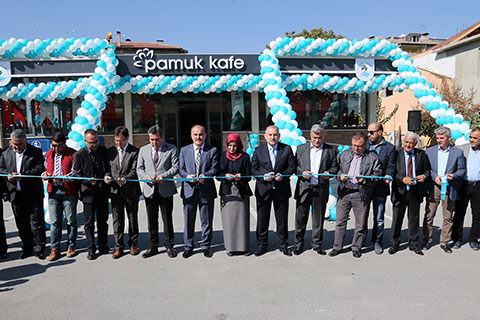 Pamuk Kafe hizmete girdi