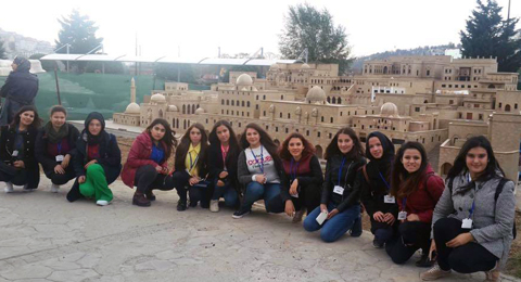 beyagacli_kiz_ogrencilere_masalsi_geziler-ic7