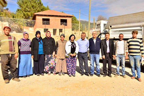 Çameli’de çiftçilere hayvancılık desteği