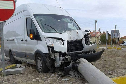 Çivril’deki kaza ucuz atlatıldı