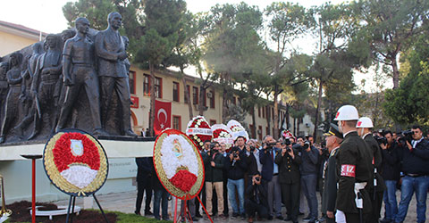 denizli-10-kasim-78-yil-anma-ic-2