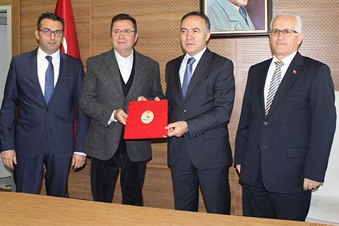 Hayırseverler Ortaokulu’na 1 tuğla da Dalaman Ailesi’nden