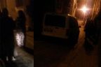 Ev sahibi hırsızla burun buruna geldi