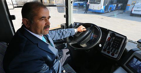 denizli-otobus-soforu-hayat-kurtardi-1