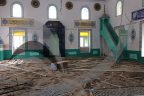 Kıblesi yanlış olan cami yıkılıyor