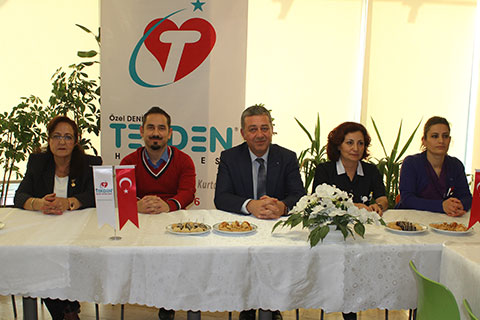 Tekden doktorları öğretmenleriyle buluştu