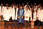 Geleceğin doktorları beyaz önlüklerini giydi