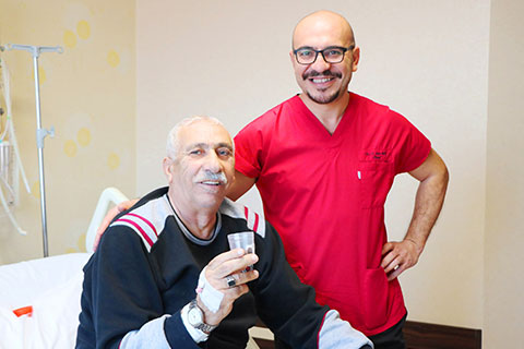 Hastanın böbreğinden çıkan taşlar şaşırttı