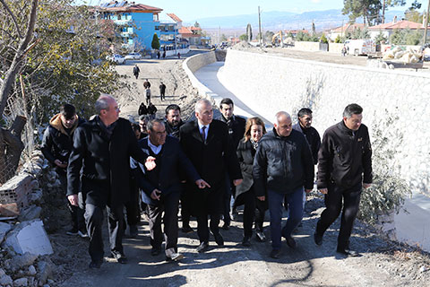 Zolan Pamukkale’de yatırımları inceledi