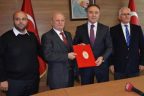 Hayırseverler Ortaokulu’na iki bağış birden