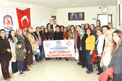 El Emeği Pazarı’nda seçim heyecanı