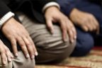 Namaz kılmayanların listesini tutmuşlar