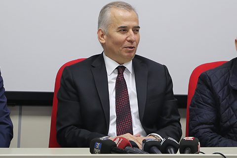 Herkes kapısının önünü temizlesin