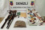 Uyuşturucu köpeği Evlat paspas altındaki zulayı buldu