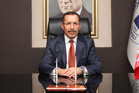 Rektör Bağ hakkındaki iddiaları yanıtladı