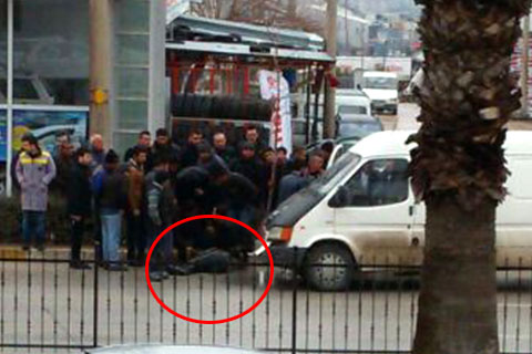 Minibüsün çarptığı yaya yaralandı