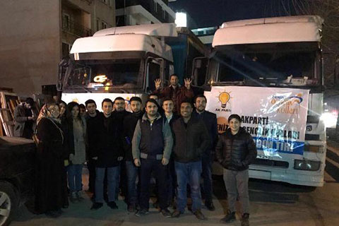 AK Partili gençlerden Halep’e yardım