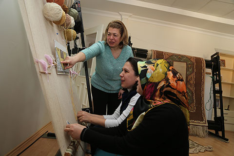 Halıcılık gelecek nesillere aktarılıyor