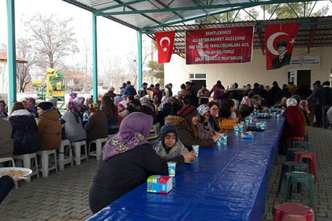 Çaltı halkı şehitleri unutmadı