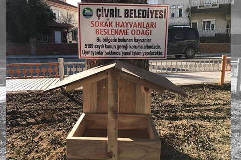 Çivril’de sokak hayvanları aç kalmayacak
