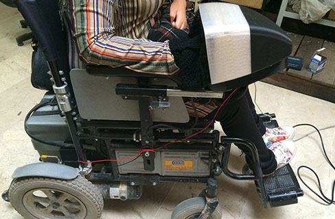 PAÜ öğrencileri engelli arkadaşları için proje geliştirdiler