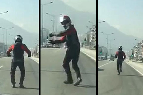 Tek eksiği motosiklet olan genç güldürdü